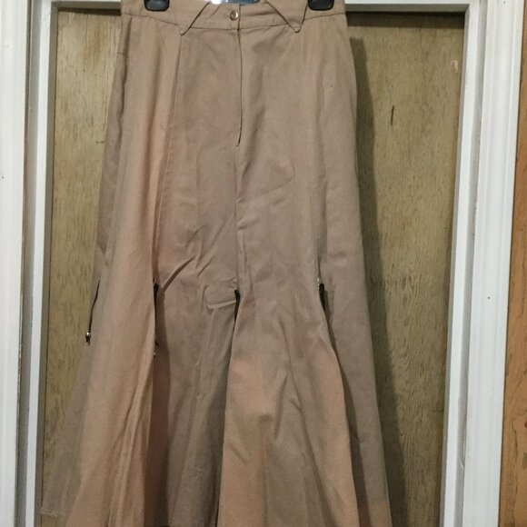 Circle T vintage midi/maxi skirt metal and rawhide accents on skirt size 11/12 - Picture 1 of 6